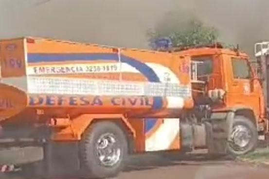 Ação rápida do Corpo de Bombeiros de Santa Helena evita que fogo causado por curto circuito se alastre