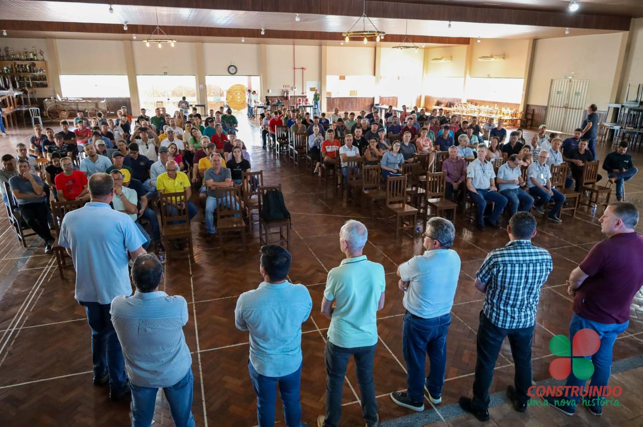 Encontro sobre Biogás reúne centenas de produtores da região