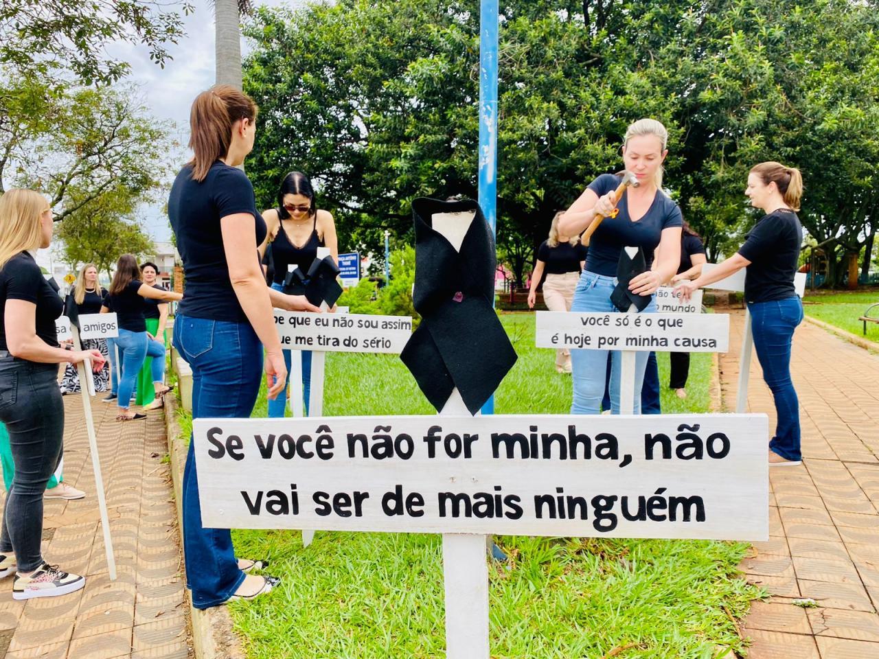 Nesta manhã de segunda, principal ato da campanha de Combate à Violência Contra a Mulher em Santa Helena