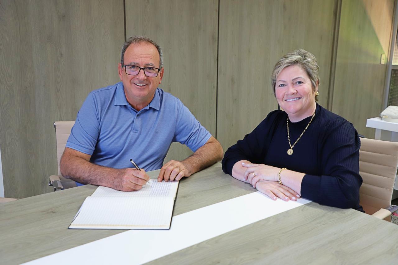 Prefeita Cleide Prates reassume o Poder Executivo em Itaipulândia