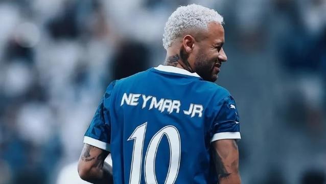 Al-Hilal rescinde contrato com Neymar, que fica livre para assinar com o Santos