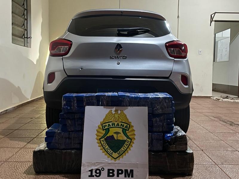 Após tentar fugir da polícia, homem é preso com mais de 100Kg de maconha