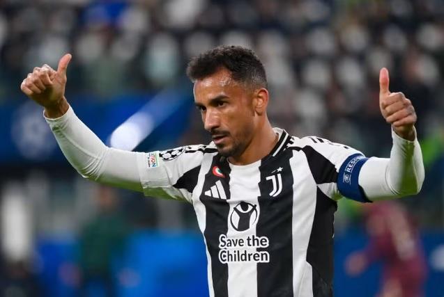 Danilo rescinde com a Juventus e é aguardado no Rio nesta terça para assinar com o Flamengo