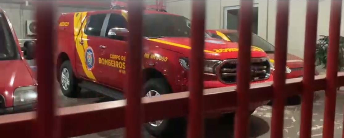 SERIA UMA ALIANÇA? Adolescente procura Corpo de Bombeiros após colocar anel e dedo inchar