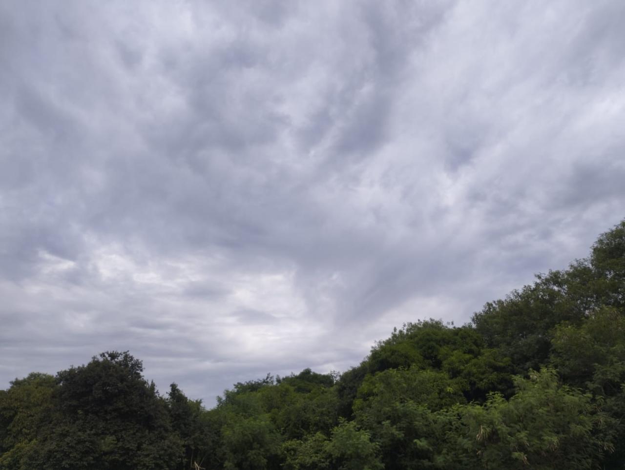 Onda de calor segue no Oeste até o final de semana com risco de tempestades em Santa Helena e região