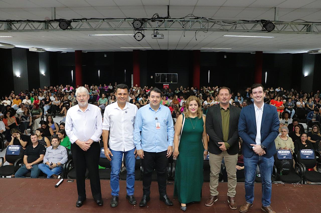 Lindeiros, Itaipu e Amop envolvem mais de 400 profissionais em Seminário de Educação Especial