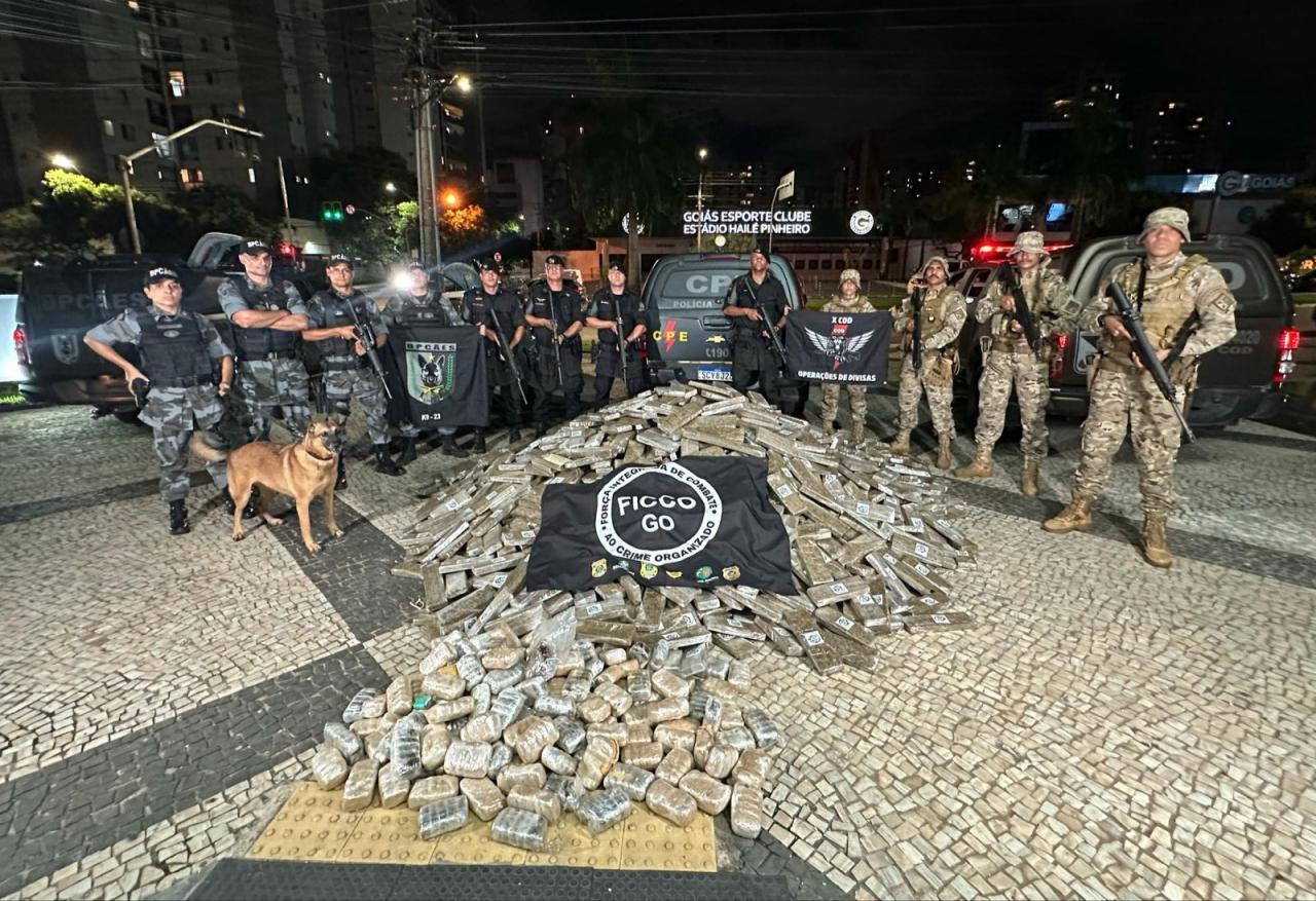 Pelo menos dois empresários de Santa Helena são presos com carga milionária de drogas e armas