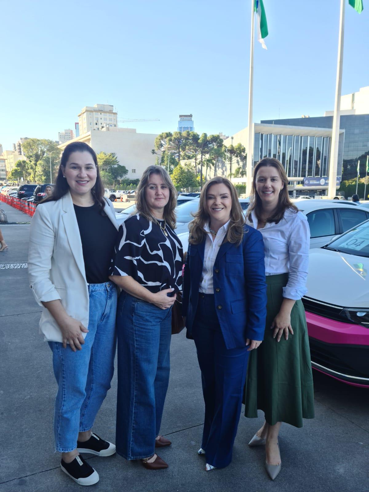 Santa Helena recebe R$ 400 mil em investimentos e novo veículo do governo estadual