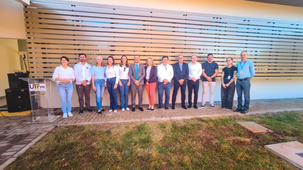 Com apoio da Prefeitura, UTFPR inaugura pavimentação e novo Núcleo em Tecnologias
