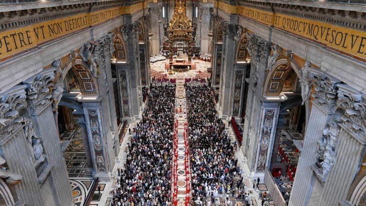 VEJA! Missa Pro Eligendo Pontifice: 