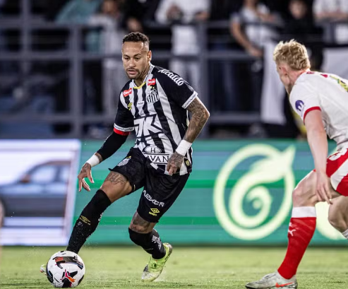 Neymar diz que Santos precisa de 