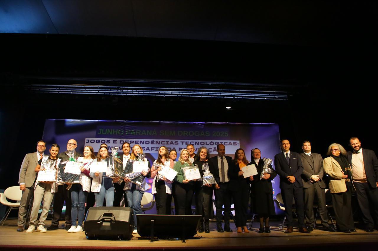 Campanha contra as drogas de 2025 expande foco para a dependência em jogos