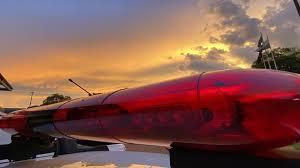 Criminosos armados invadem residência e roubam dois carros na região