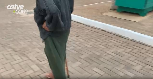 Homem é preso após agredir a mãe de 75 anos de idade