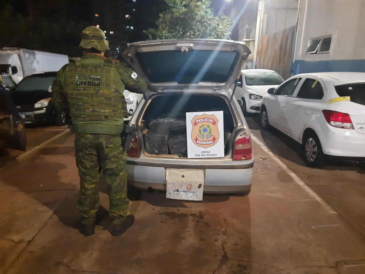 Operação apreende veículos carregados com contrabando em Itaipulândia