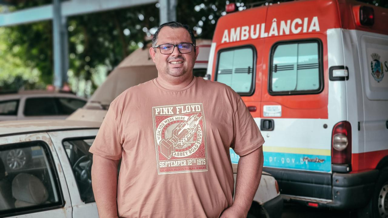 Prefeitura de Santa Helena publica edital para o leilão de veículos e máquinas inservíveis