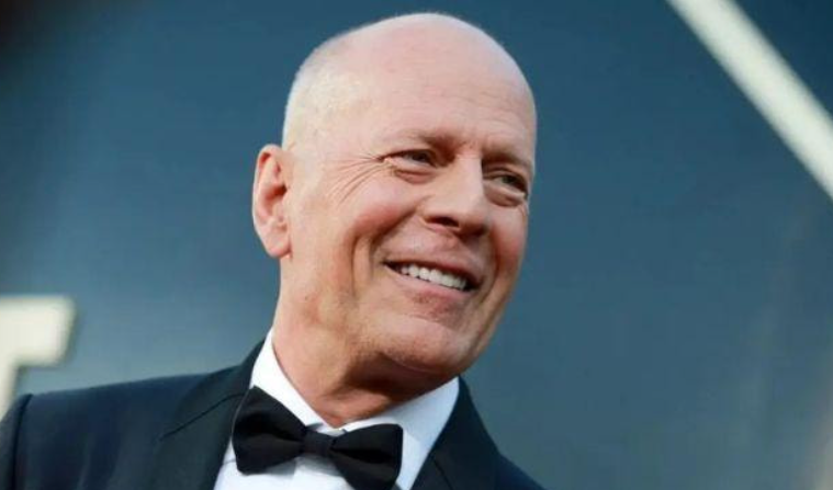 Ator Bruce Willis tem piora no estado de saúde e já não consegue andar