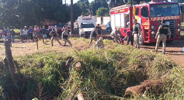Rapaz é encontrado morto em córrego na região.