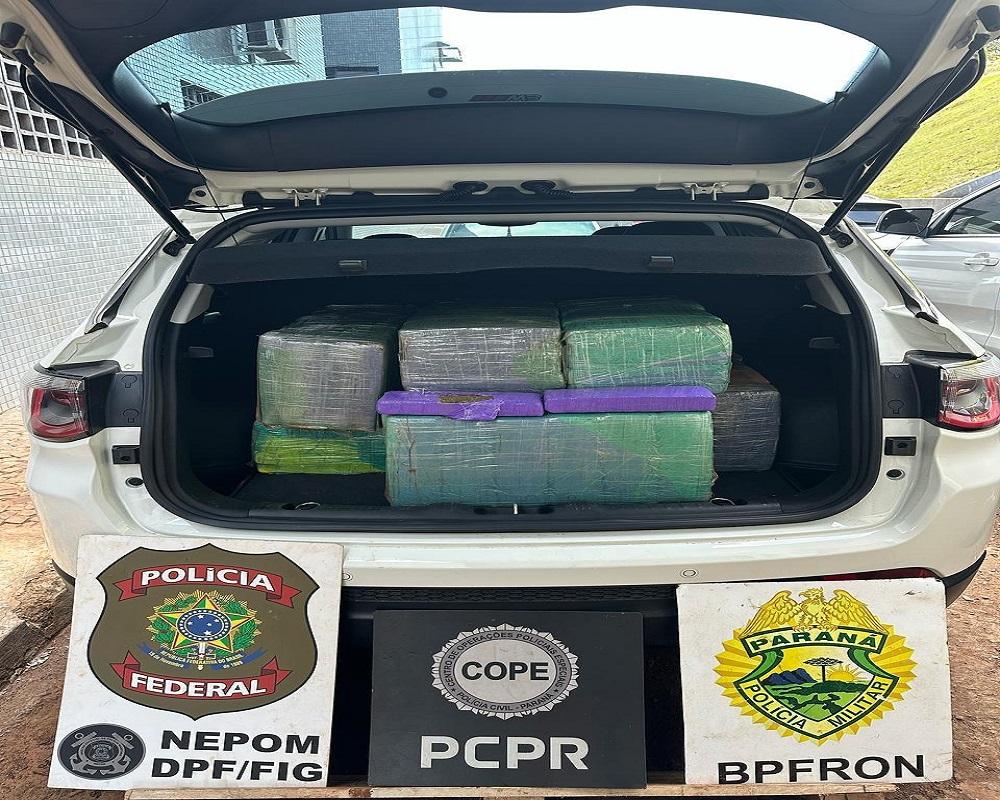 Duas mulheres são presas na região em carro carregado com maconha