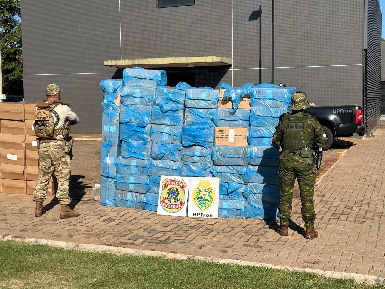 Operação Protetor de Divisas e Fronteiras apreende dois caminhões carregados com contrabando