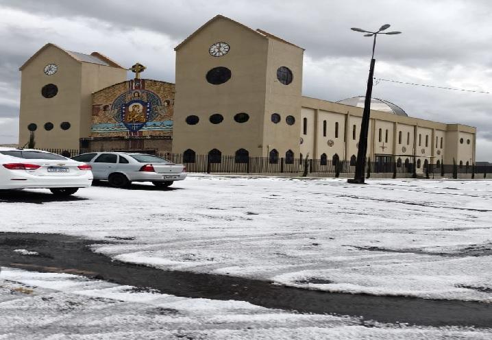 Castro decreta situação de emergência após granizo