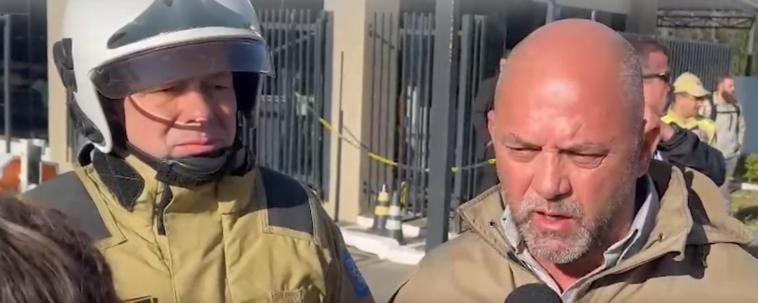 Equipes buscam por 8 desaparecidos após explosão em fábrica no Paraná