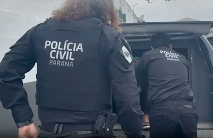 Jovem é preso suspeito de matar a mãe e esconder corpo em geladeira