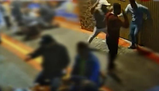 Júri de 18 horas termina com condenação de trio acusado de homicídio brutal Assis Chateaubriand