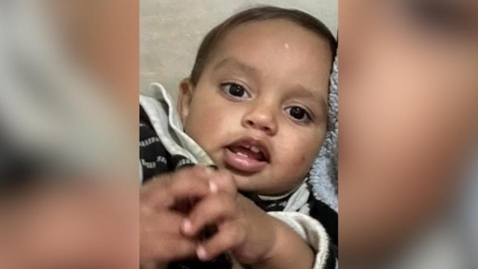 Menino atropelado acidentalmente pelo pai recebe alta do hospital em Cascavel