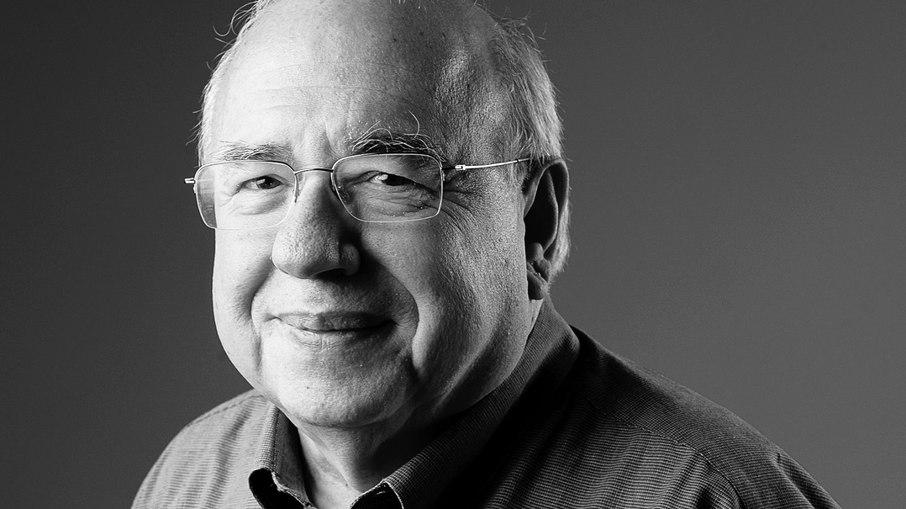 Morre Luis Fernando Verissimo, mestre da crônica brasileira