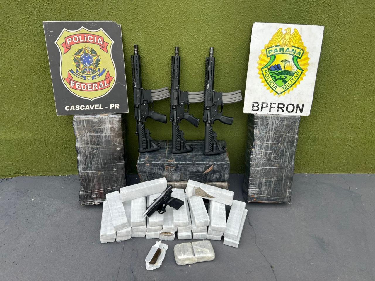 Ação conjunta do BPFRON e PF prende homem com drogas e armas