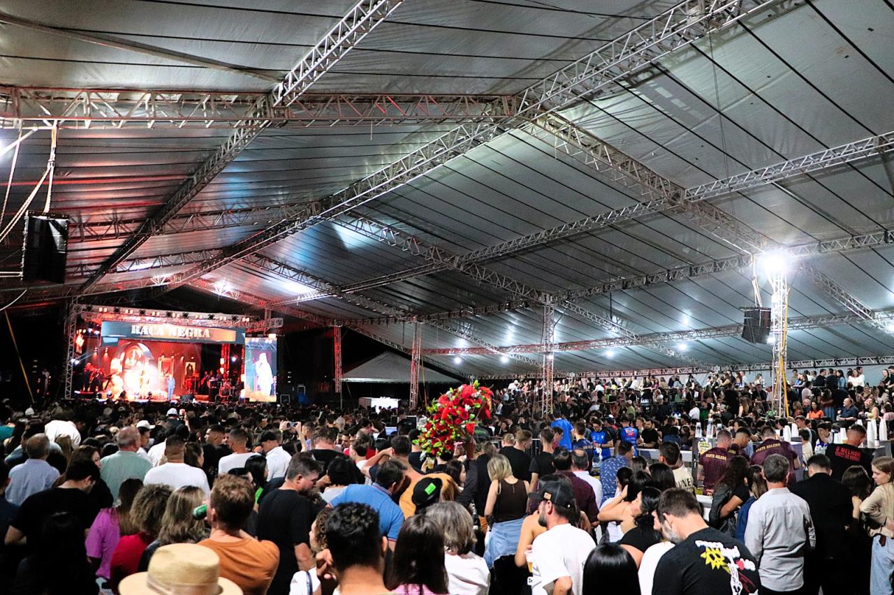 Expo Santa Helena 2025 tem sábado de intensa programação para o setor empresarial.