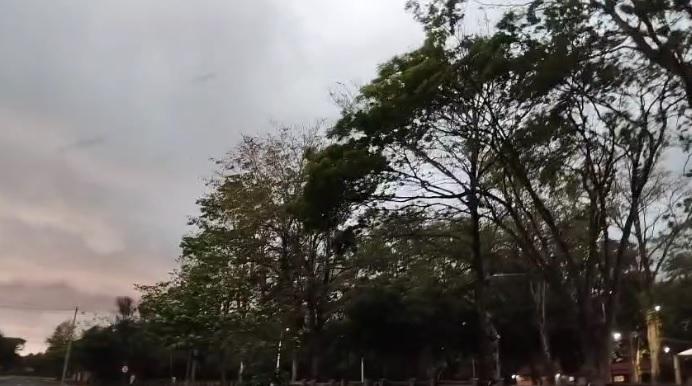 Nova frente de instabilidade volta a provocar chuvas nesta sexta-feira (17)