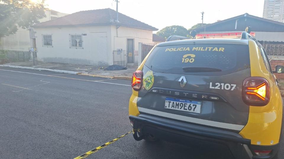 Casal é morto a tiros dentro de casa