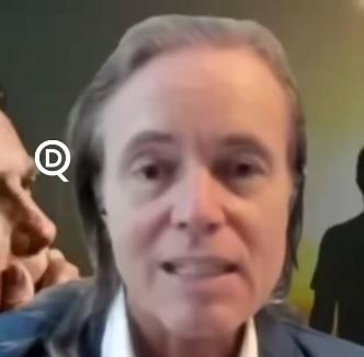 Influencer afirma que Bolsonaro está nos EUA e que PF prendeu um clone