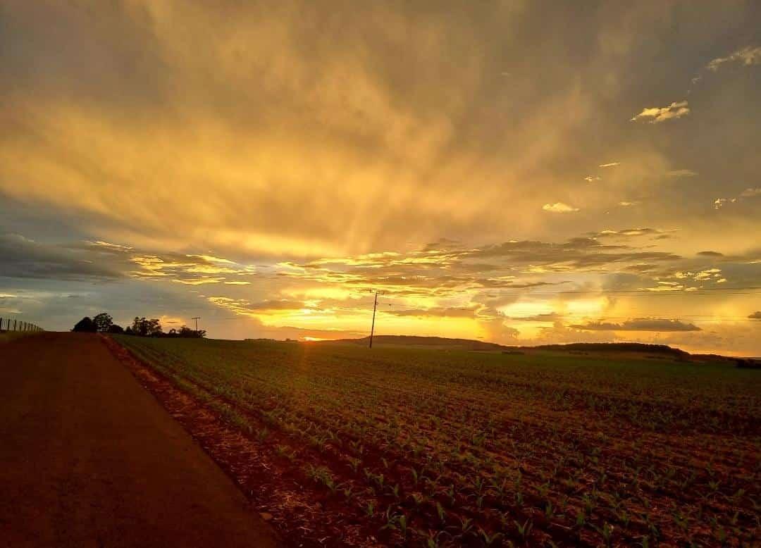 Semana inicia com sol, calor e chuva em Santa Helena