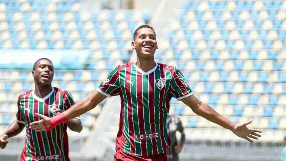 Primeira fase chega ao fim e 16 jogos abrem mata-mata da Copinha
