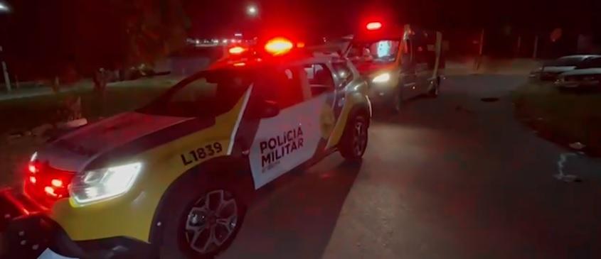 Atiradores em motocicleta atacam a tiros e deixam homem ferido