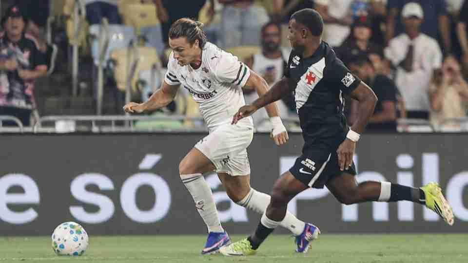 Vasco vira sobre o Fluminense no reencontro de Renato com o ex