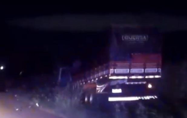 VEJA! Imagens mostram fuga, salto de motorista e caminhão desgovernado em Toledo