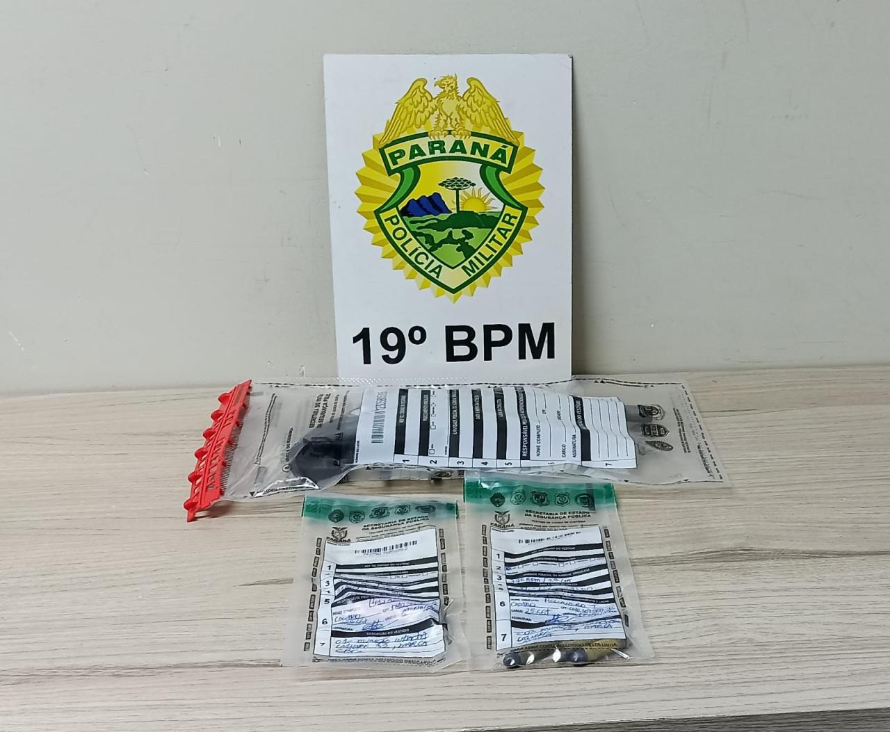 Homem é preso e arma de fogo apreendida em Santa Helena após mulher denunciar violência doméstica