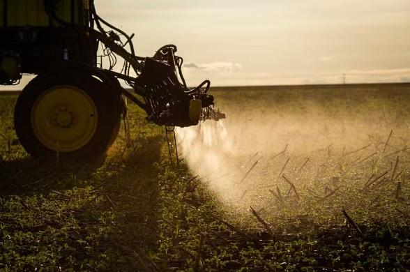 Mercado de defensivos deve crescer 8% na safra 2025/26