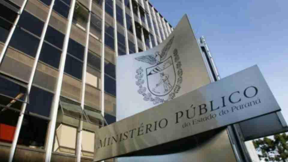 Médico é preso por ameaçar e perseguir servidores em hospital