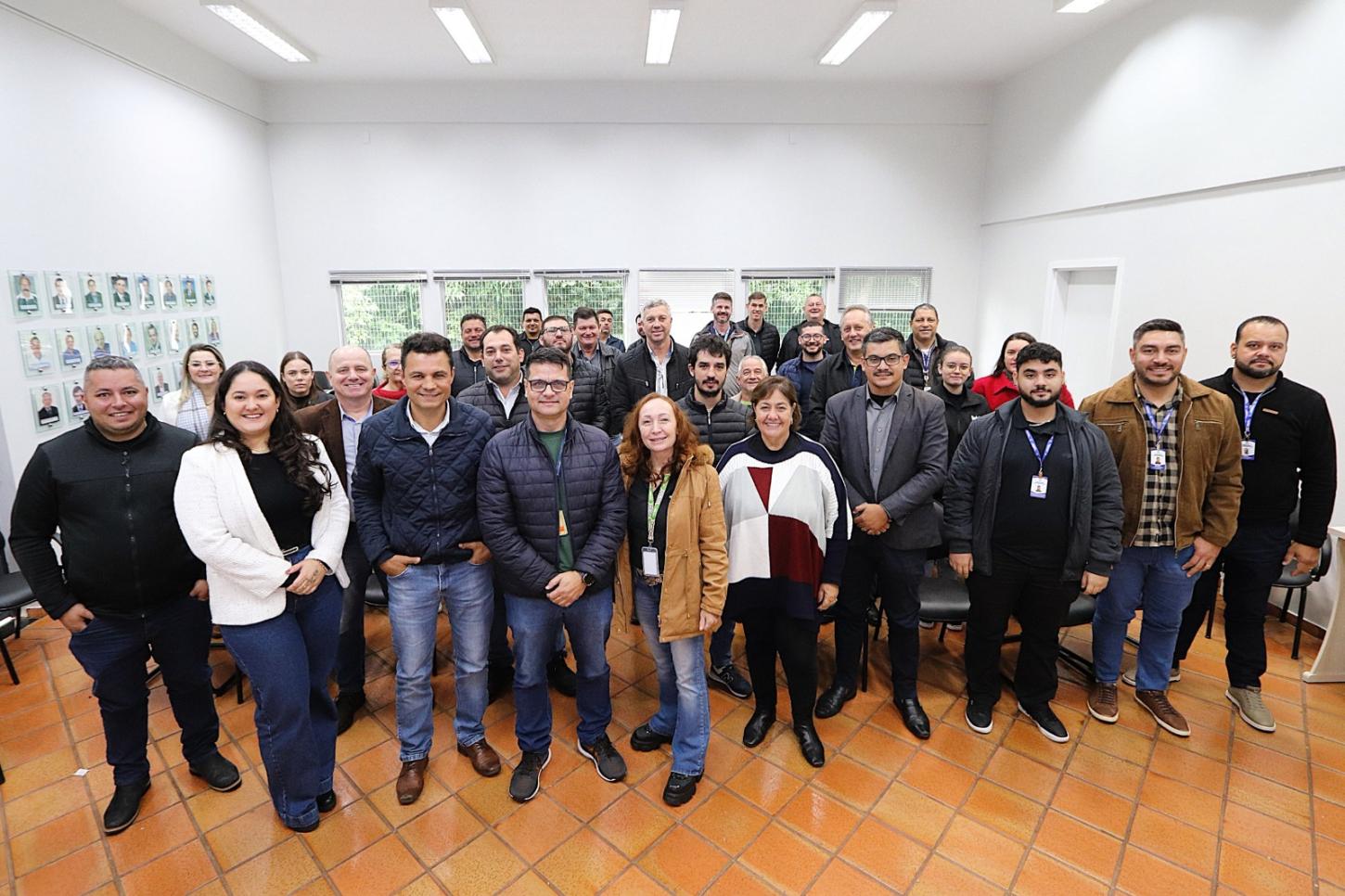 Prorrogadas as vagas para inscrição de profissionais para convênio da Usina de Projetos dos Lindeiros