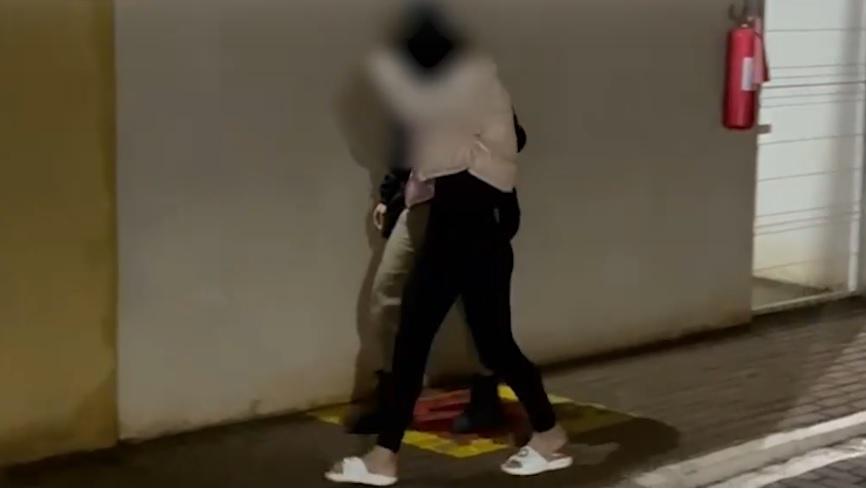 Travesti é detida com mais de 21 quilos de maconha em ônibus