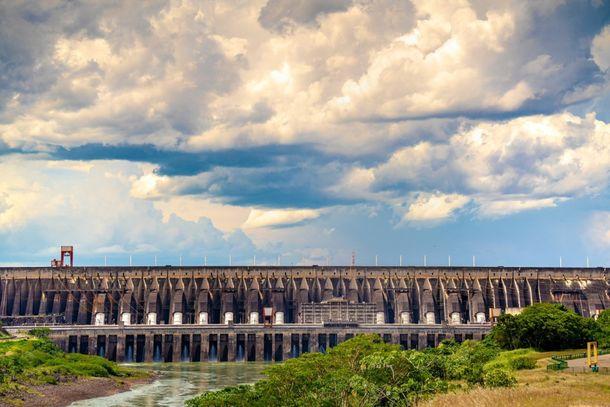 Jogos da Copa fizeram Itaipu acelerar geração de energia para Brasil e Paraguai