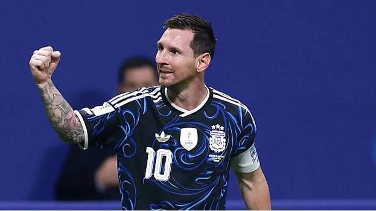 Messi ganha força na disputa pela Bola de Ouro após levar a Argentina à final da Copa