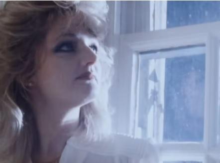 Morre a cantora Bonnie Tyler, do hit 'Total eclipse of the heart', aos 75 anos