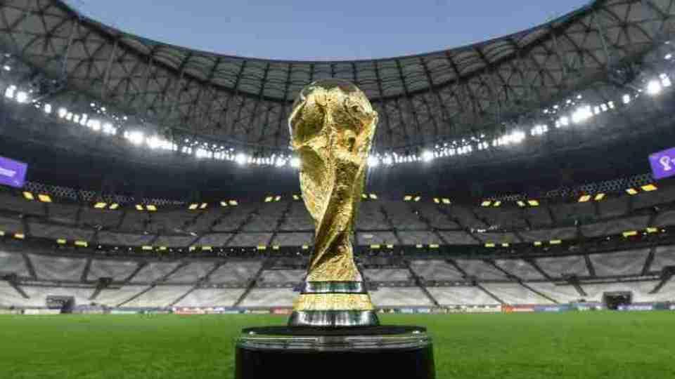 Sábado de Copa do Mundo tem duelo de artilheiros e Messi em campo