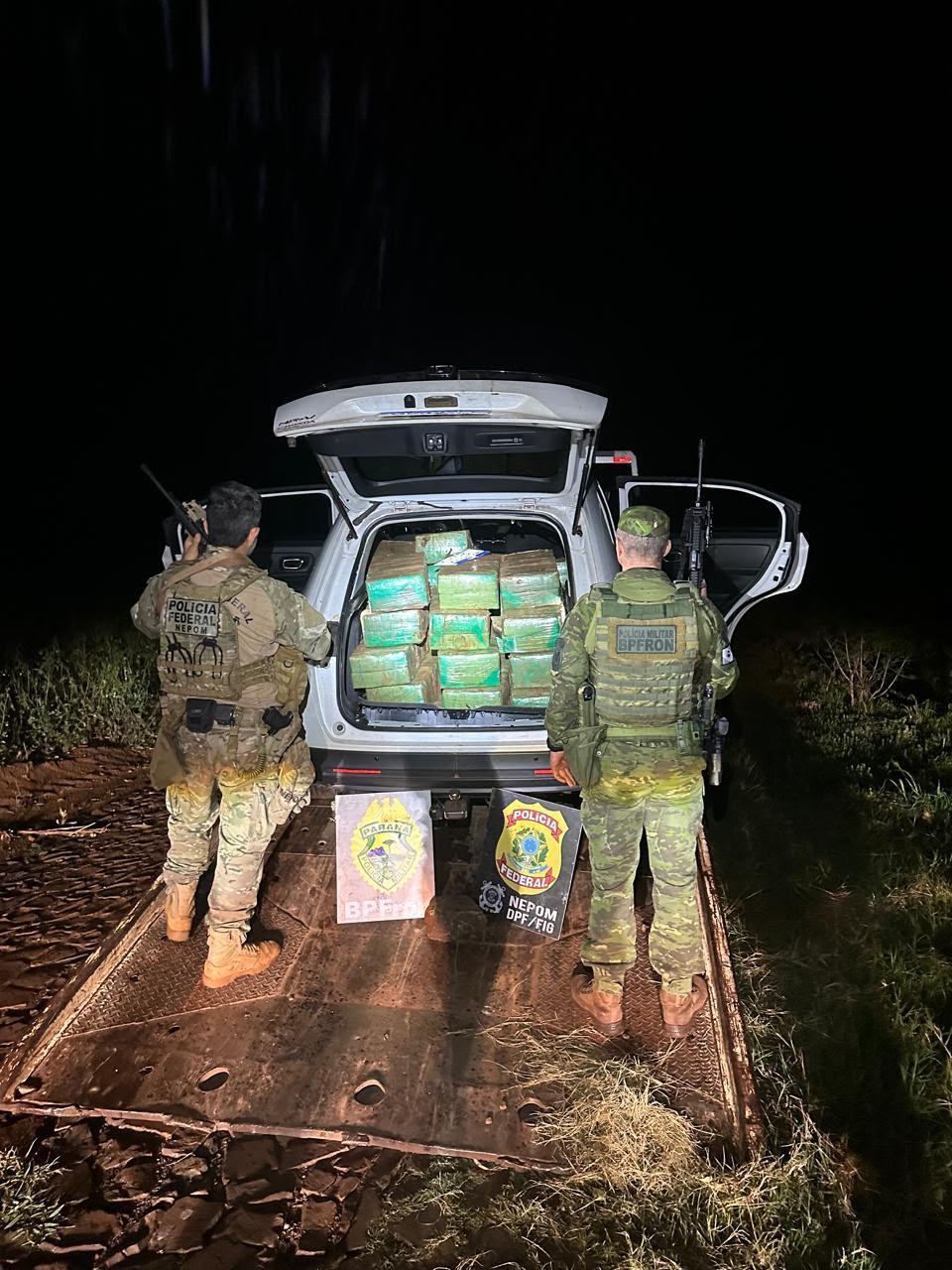 Carro roubado no RJ é encontrado 'recheado' de droga em Santa Helena